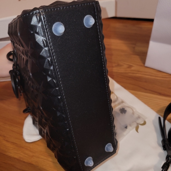 Small Lady Dior my ABCDIOR Bag - Black Cannage Calfskin with Diamond Motif - Picture 6 of 15